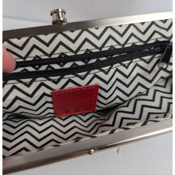 HOBO Lauren Floral Embossed Black Leather Clutch Folding Wallet Bag - Picture 5 of 8